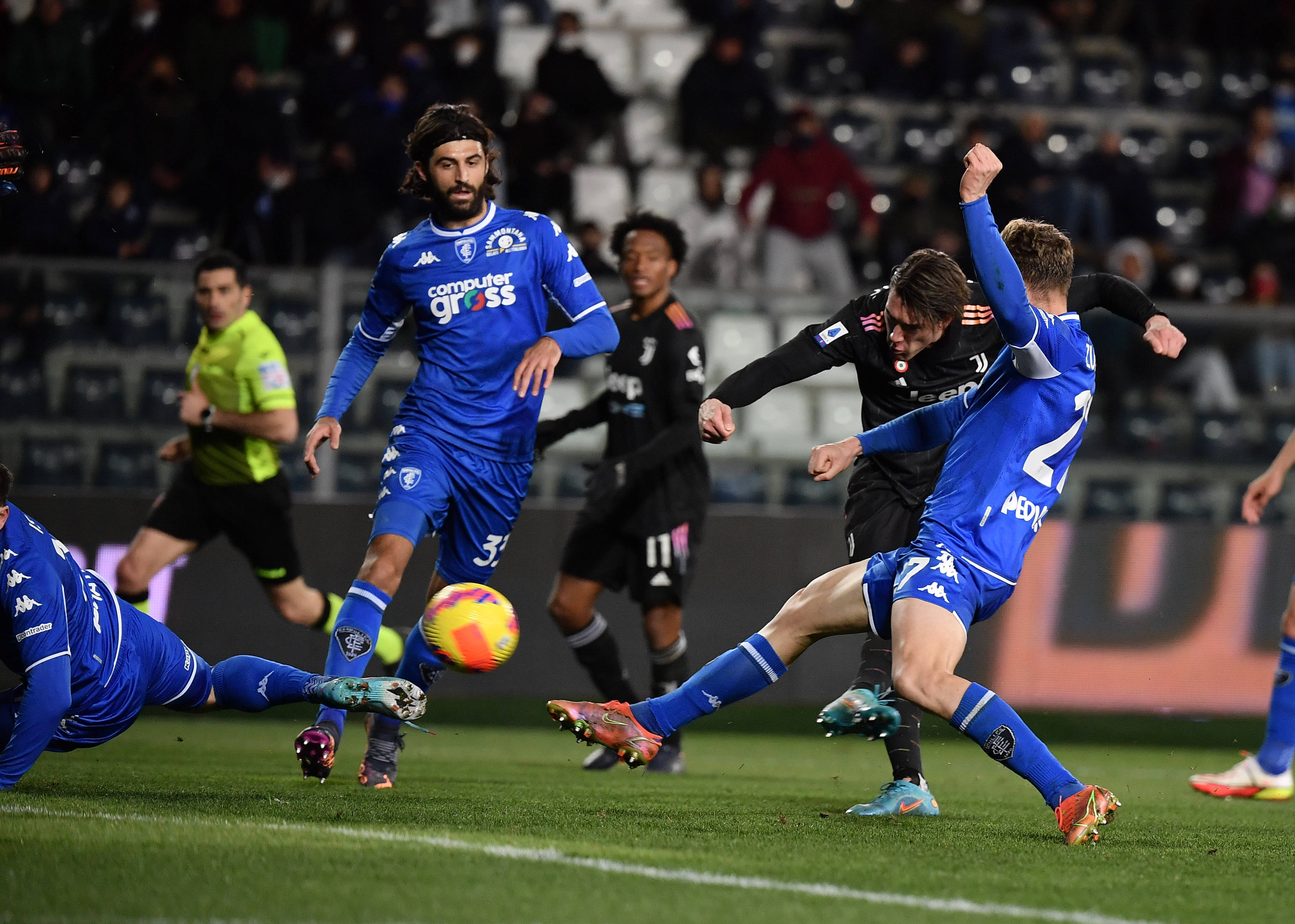 莱斯特城客场取胜！狐狸队联赛排名上升的简单介绍