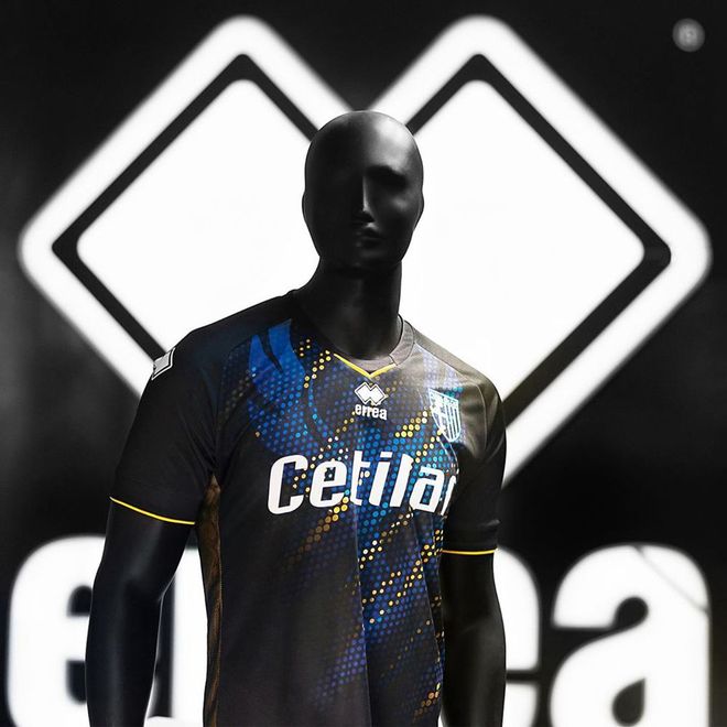 包含帕尔马客场斩获关键三分,保级形势稍缓的词条 包含帕尔马客场斩获关键三分,保级形势稍缓的词条