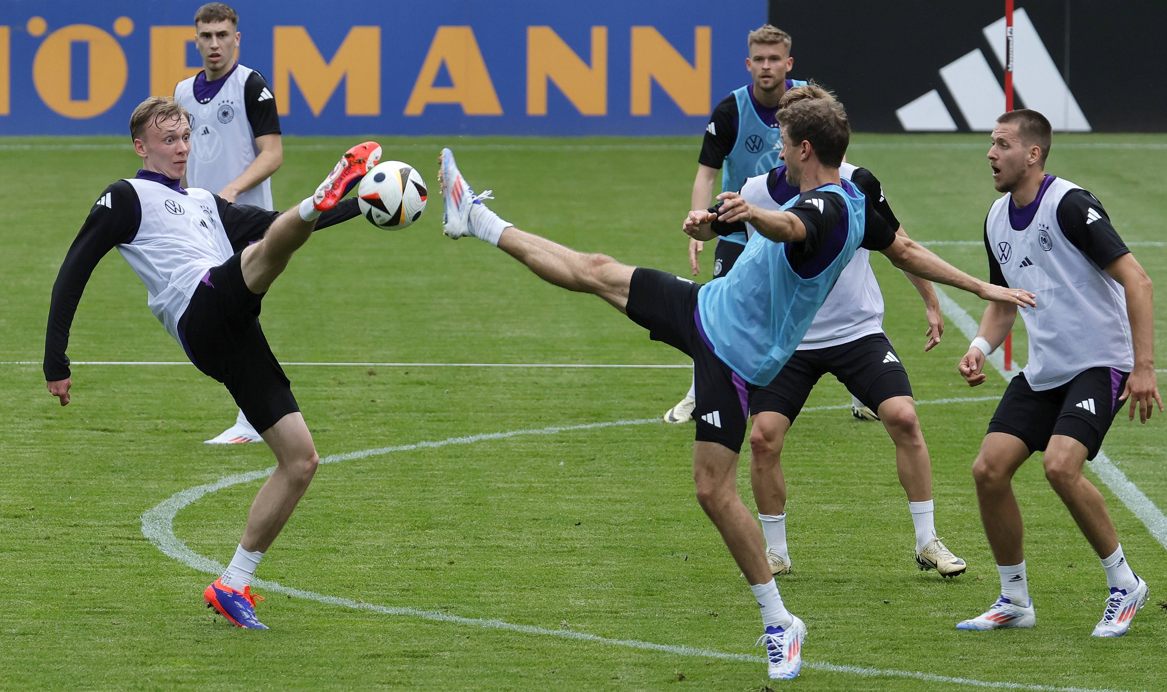 德国主场战平匈牙利,小组出线形势不明朗的简单介绍 德国主场战平匈牙利,小组出线形势不明朗的简单介绍