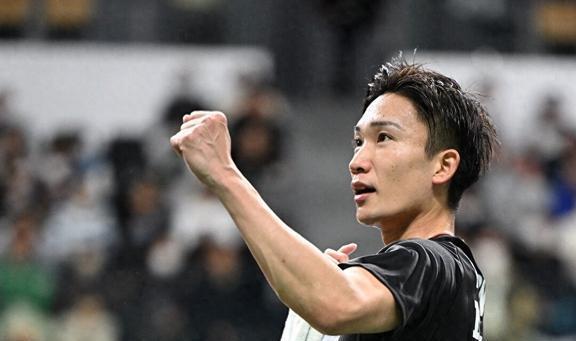 关于印度羽毛球队爆冷日本羽毛球队，桃田贤斗爆发神勇的信息