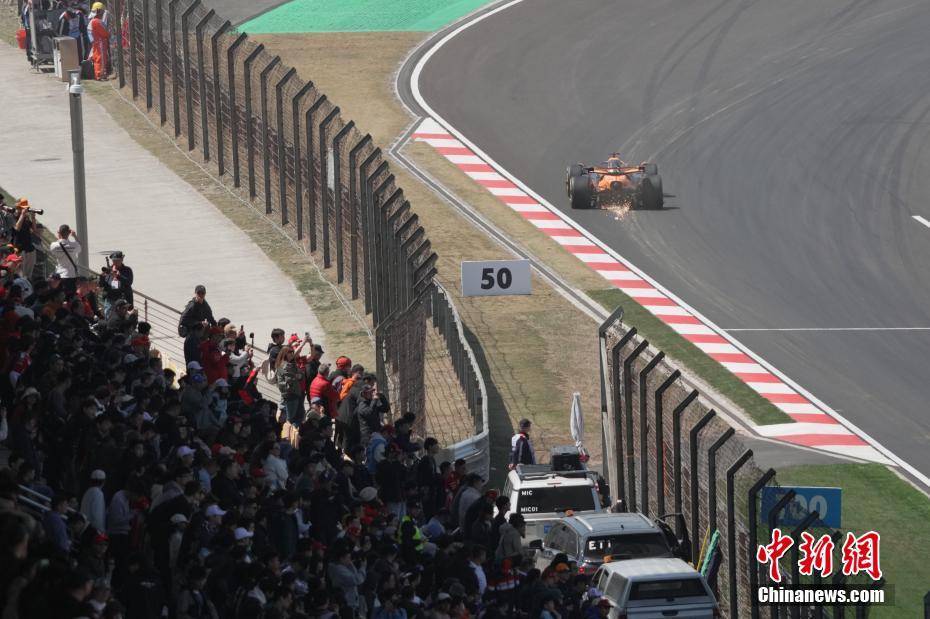 关于赛车小组赛落幕,强队悉数晋级的信息 关于赛车小组赛落幕,强队悉数晋级的信息