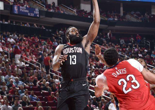 江苏队险胜鹈鹕，霍勒迪状态火热